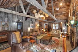 314 Moseywood Rd - Image 2