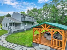 2270 - 2272 LongPond - Image 2