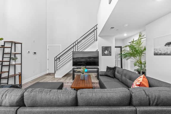 800 Callowhill 4 - Image 3