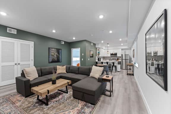 800 Callowhill 1,2,4 - Image 2